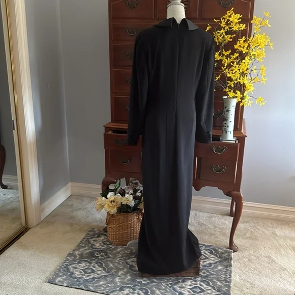 Lauren Ralph Lauren Crepe Long-Sleeve Black Gown Size 12 NWT - Picture 7 of 13